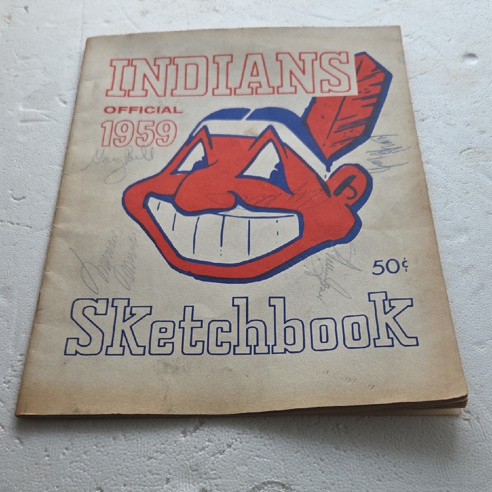 Offical 1959 Sketchbook with Red and Blue Graphics Signatures.cleveland Indians